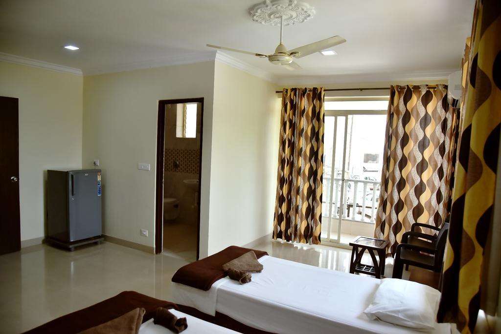 Jolans Guest House Богмало Экстерьер фото