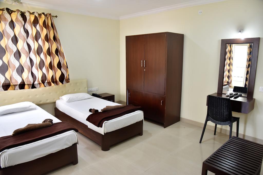 Jolans Guest House Богмало Экстерьер фото